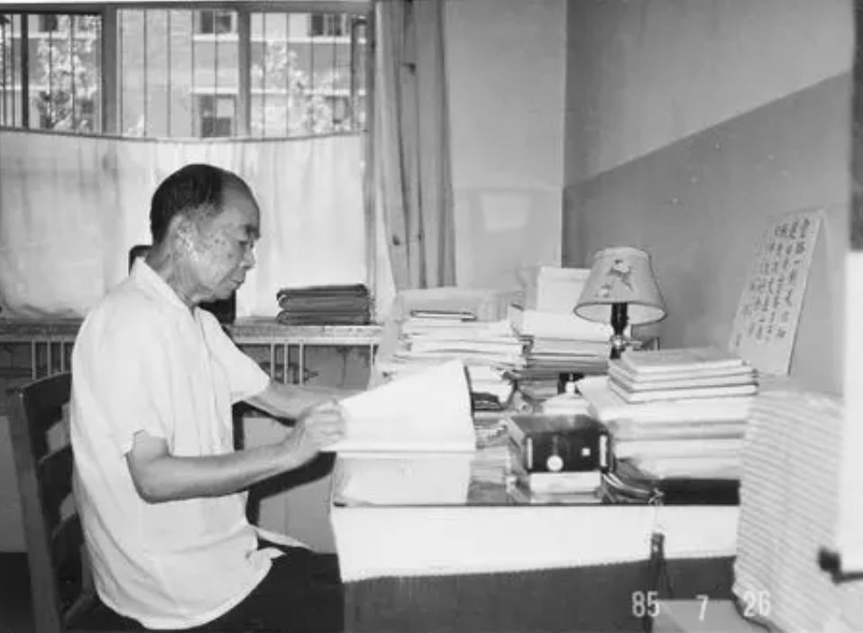 王葆仁：躬耕不辍，桃李天下