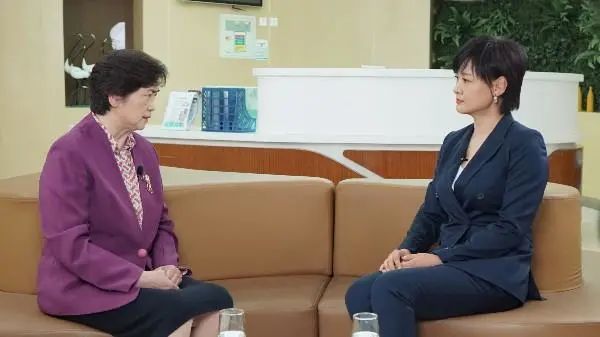 李兰娟：人类要掌握自己的命运