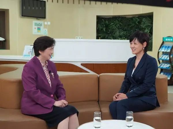 李兰娟：人类要掌握自己的命运