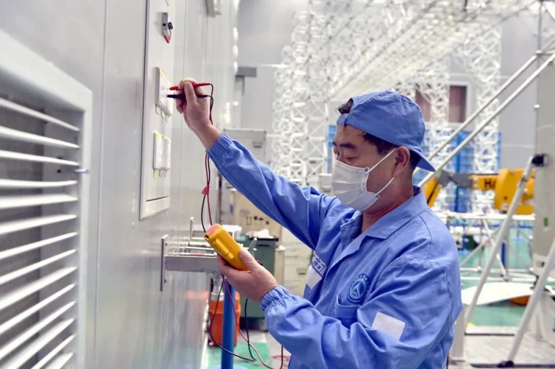 北斗三号卫星首席总设计师谢军答疑：中国的北斗，牛在哪儿？