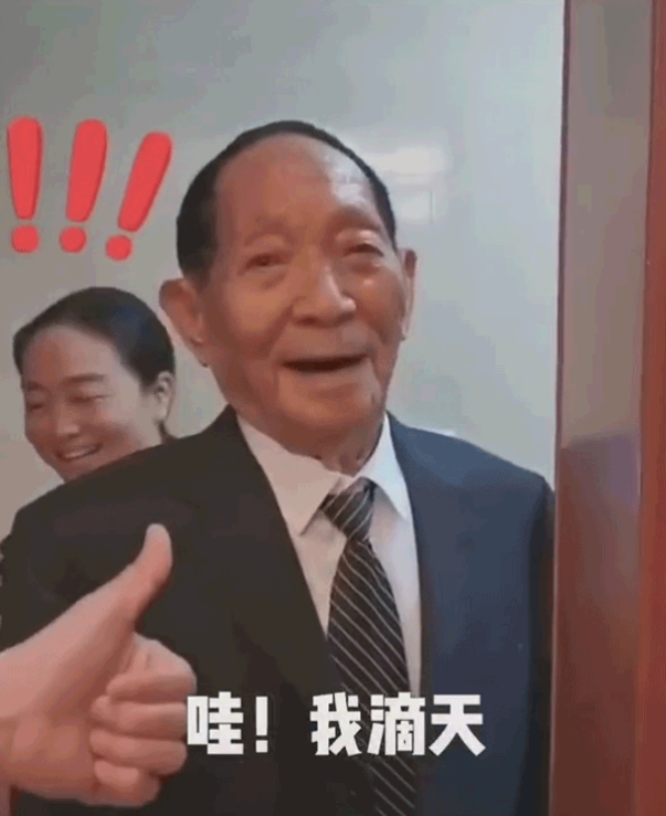 举国哀痛！那个最性情最执着最可爱的农民走了