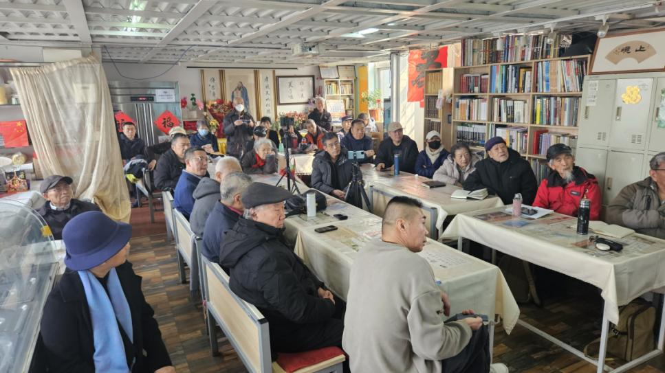 挑战自我 奋勇攀登 纪念中国人首次成功登顶珠峰 65 周年 登顶勇士余非在京分享传奇经历