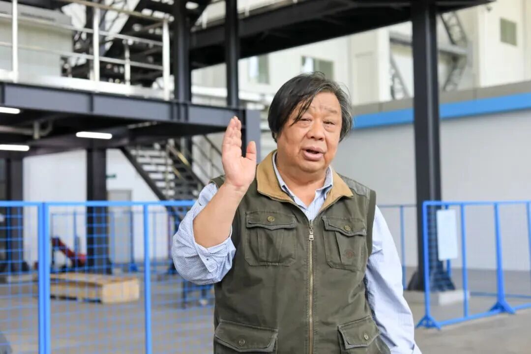 徐洪杰:只要国家需要,我们就应义不容辞 徐洪杰:只要国家需要,我们就应义不容辞